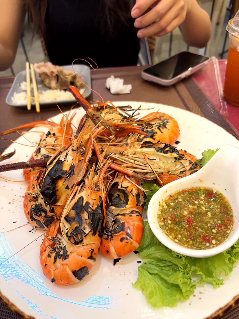 Grilled river prawns with seafood dipping sauce